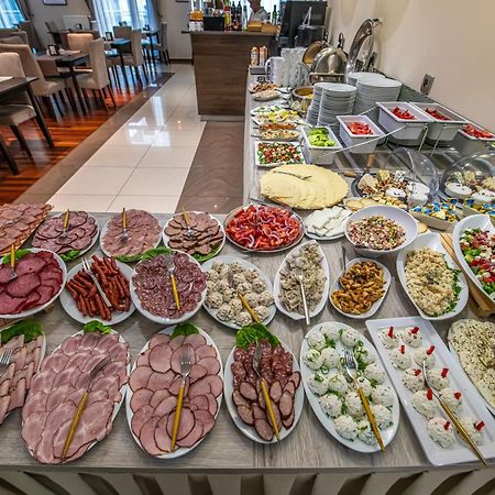 Rezydencja Familia Acomodação com café da manhã Świnoujście Exterior foto